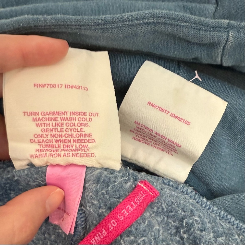 Y2k 2007 VS Pink Blue Hoodie & Capris Sweatsuit Peace Sign - Picture 12 of 12